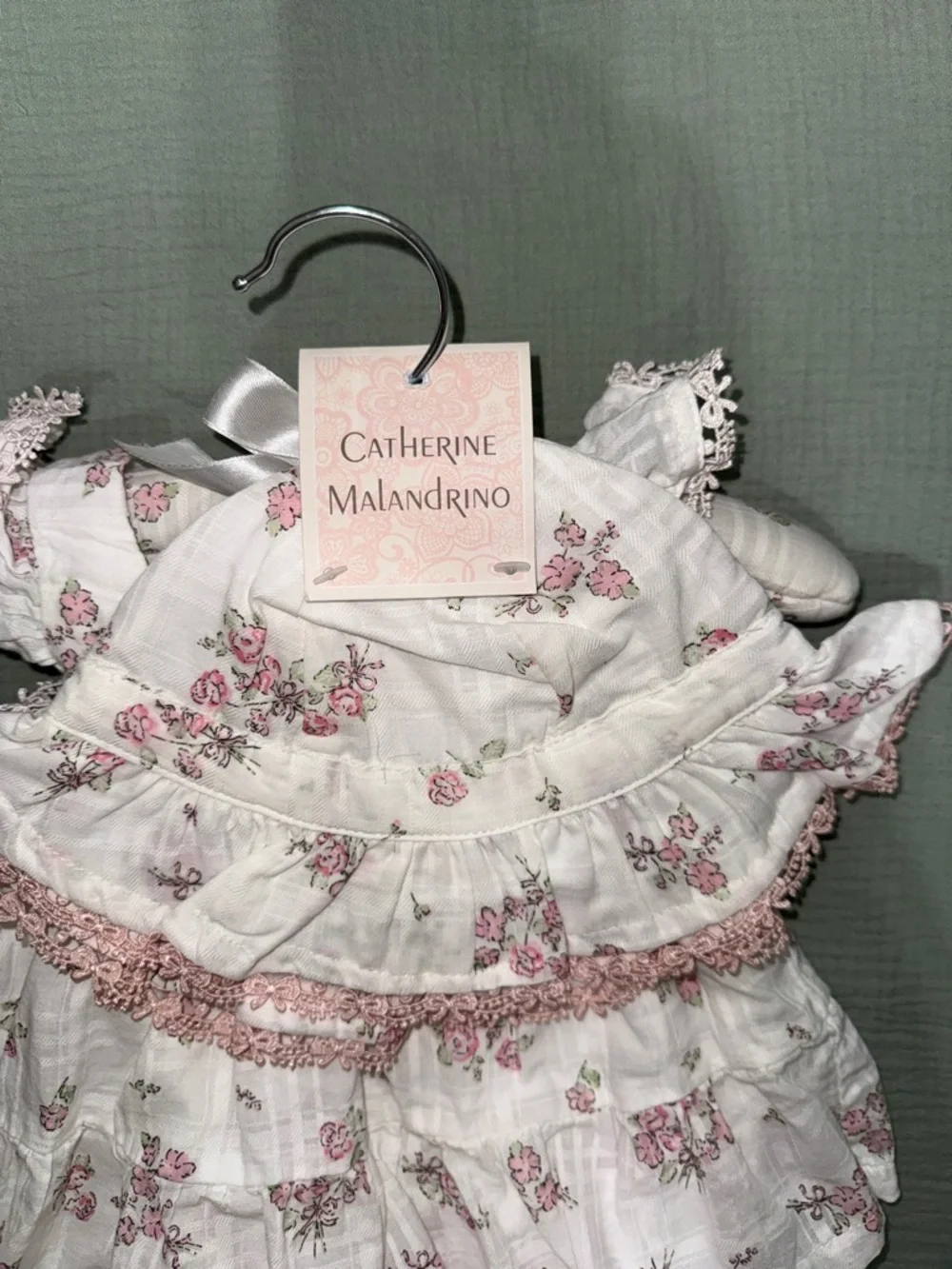 Catherine Malandrino White Baby Dress and Bonnet with Pink Floral Trim 3/6M - Picture 3 of 3